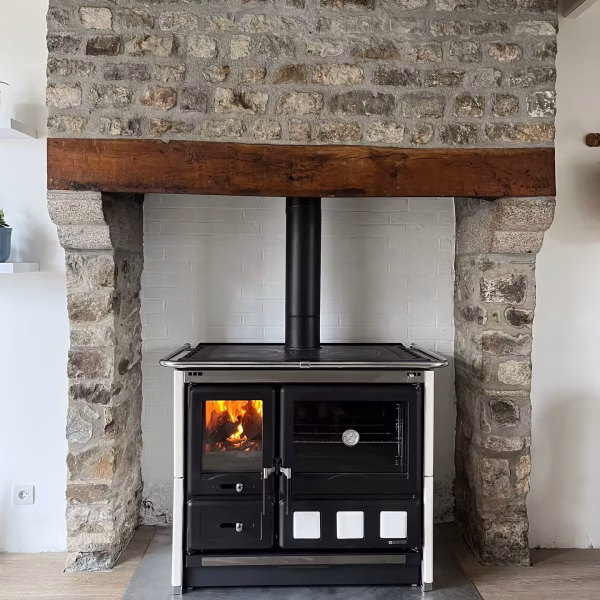 Installation de cuisinière à bois par L'Artisan du feucuisinière à bois